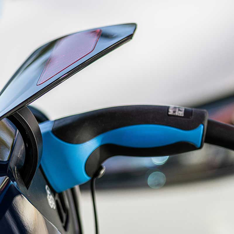 maintenance leds pour garantir la sécurité et la qualité de l'accueil des employés et du public