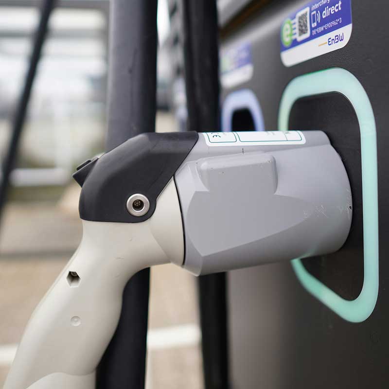 maintenance leds pour garantir la sécurité et la qualité de l'accueil des employés et du public